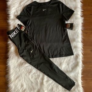 Nike women Tight Fit